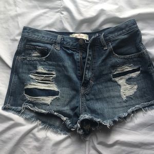 Hollister jean shorts!